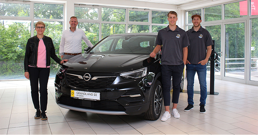 Gruppenfoto bei Sieber Automobile